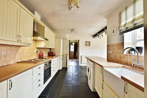 Photo 25- click for photo gallery